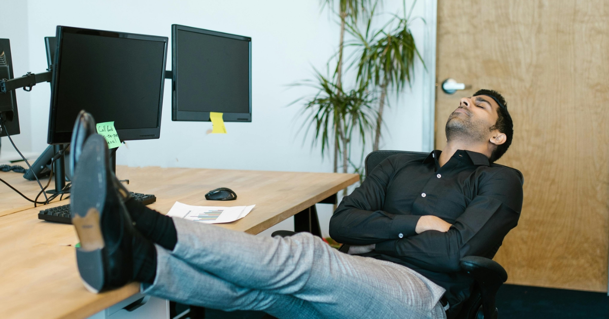 Gen Z Rejects Founder’s Mindset: The Viral 7 PM Log-off Story Every Manager Should Read